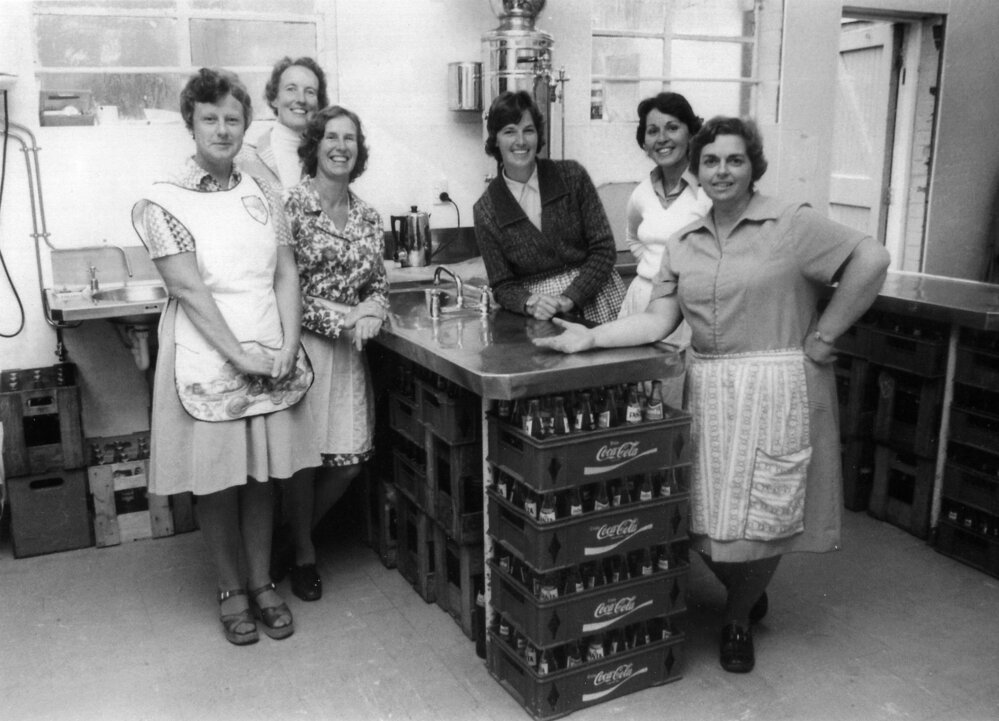 Tuckshop Mothers, 1979